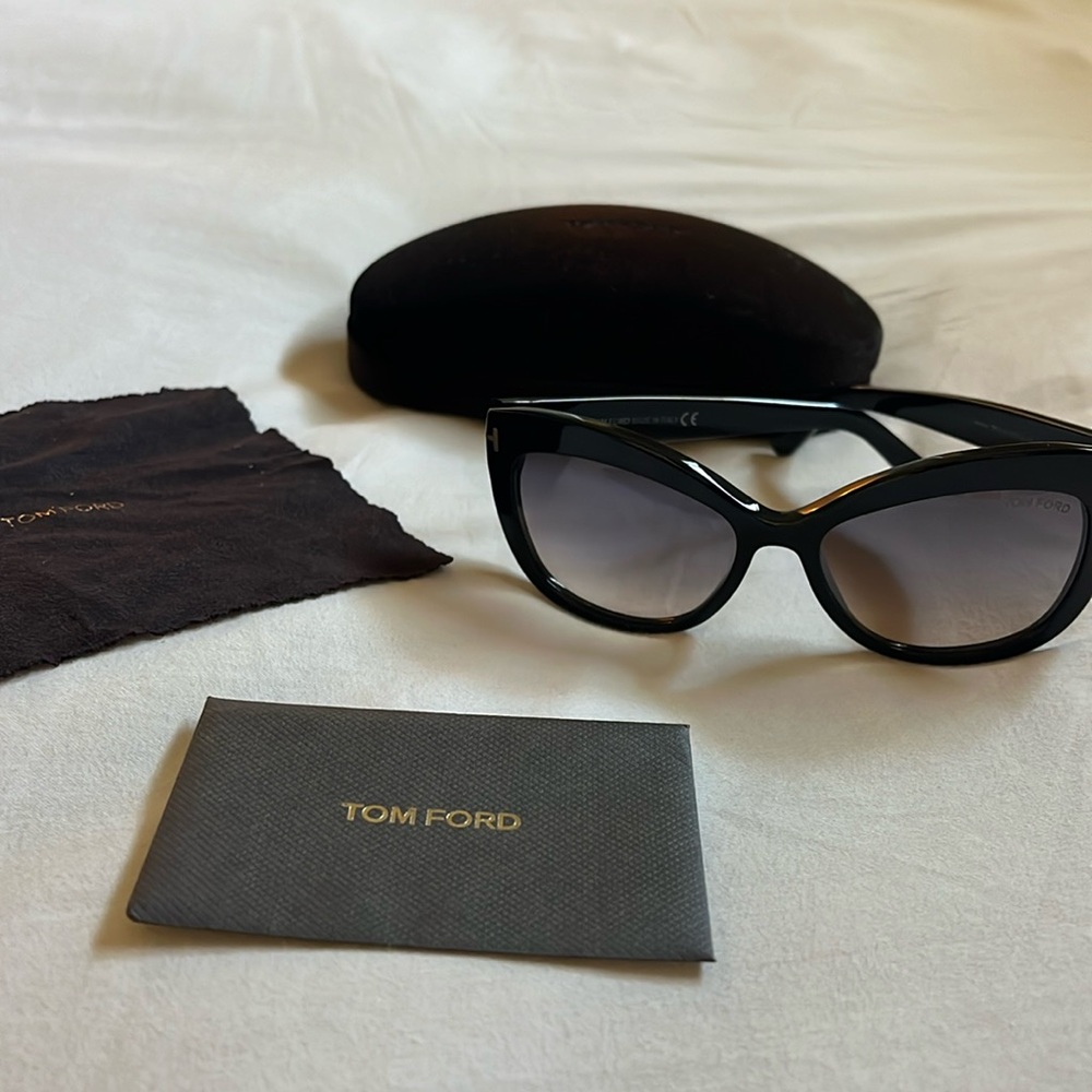 Tom Ford Sunglasses - Picture 2 of 12
